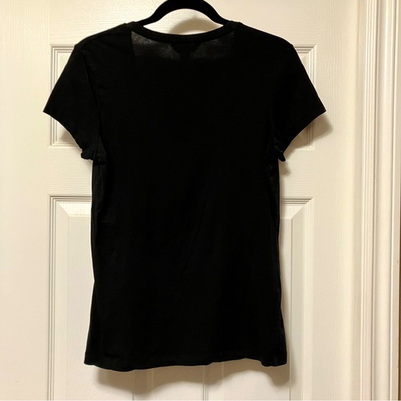 ⭐️2/$20⭐ Unlisted by Kenneth Cole - black t-shirt w/gold rivet accents, size L - Picture 6 of 6